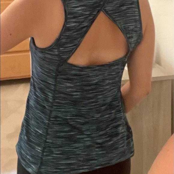 Cross-Back Athletic Tank - Picture 3 of 6